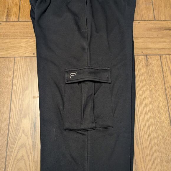 Women's Fabletics Cozy Fleece Wide Leg Cargo Sweatpant Black Size XL - Picture 4 of 7